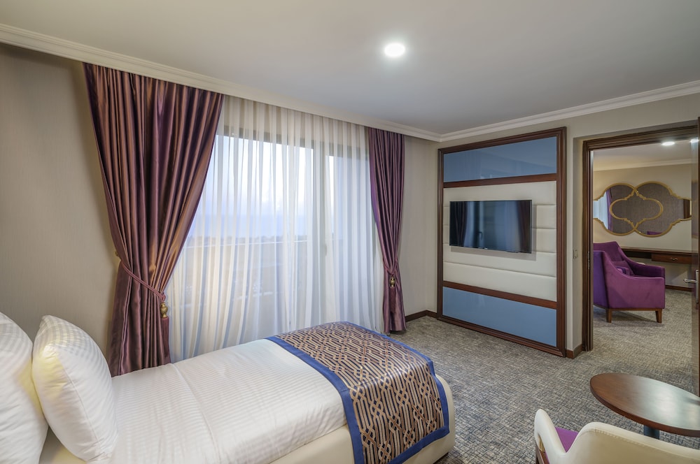Ramada Plaza by Wyndham Silivri 18
