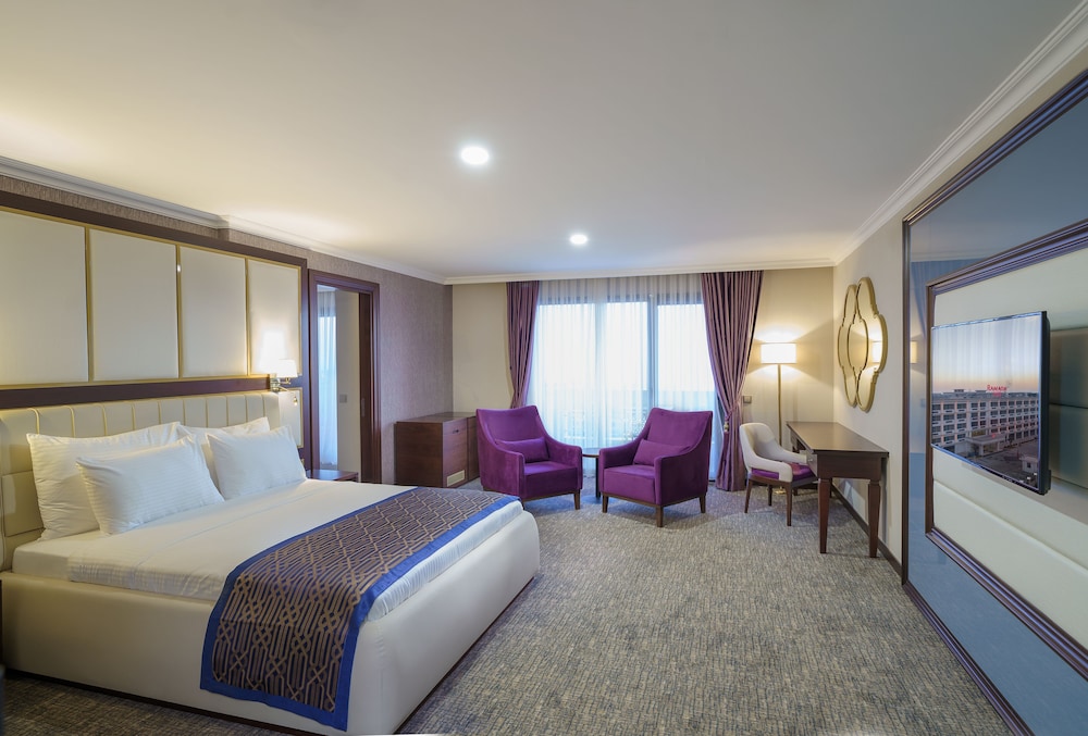 Ramada Plaza by Wyndham Silivri 13