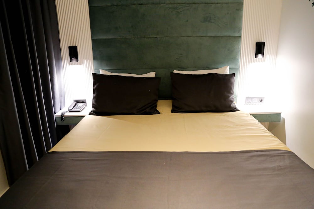 Axu Airport Hotel 21
