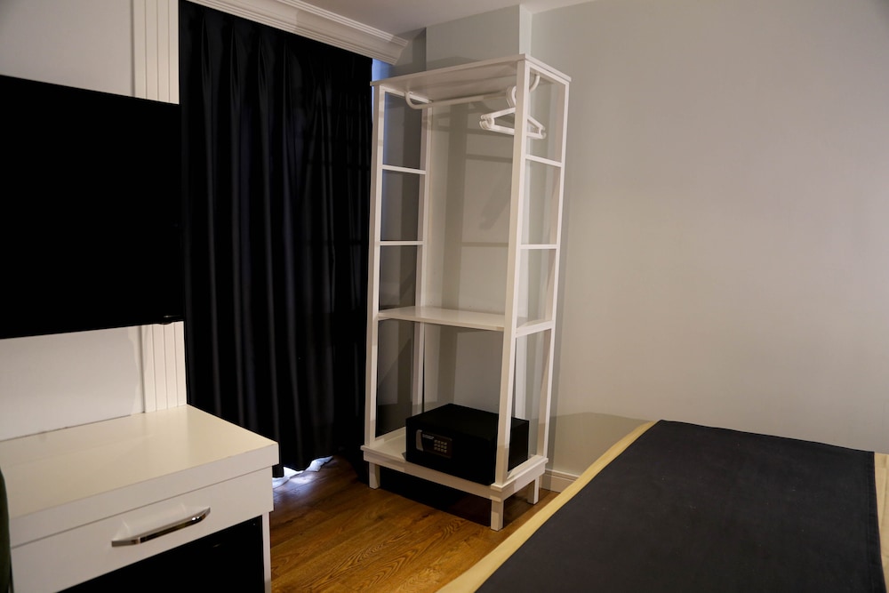 Axu Airport Hotel 7