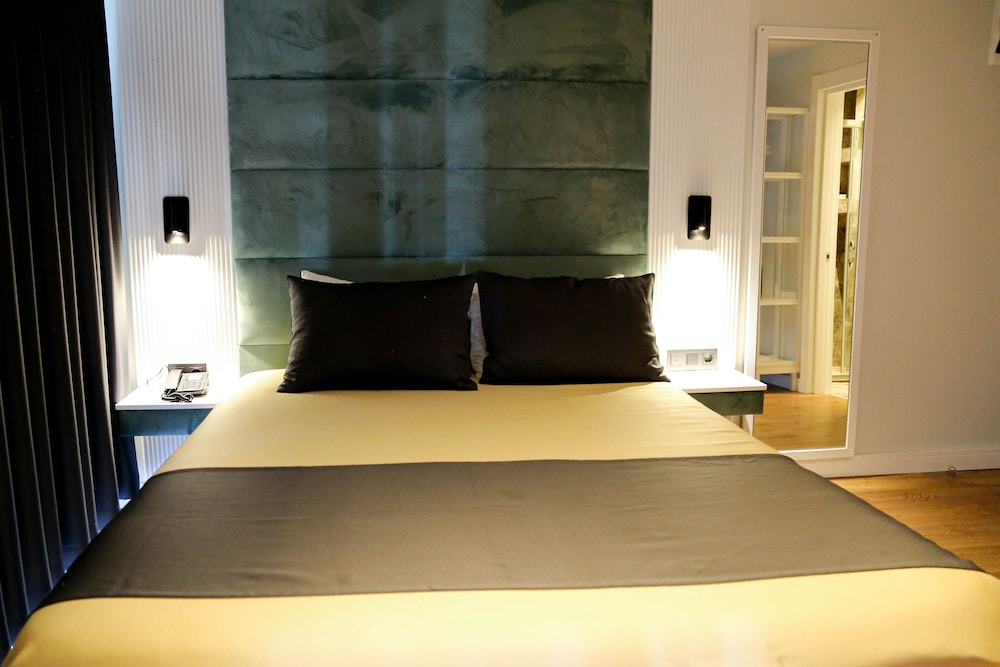 Axu Airport Hotel 9