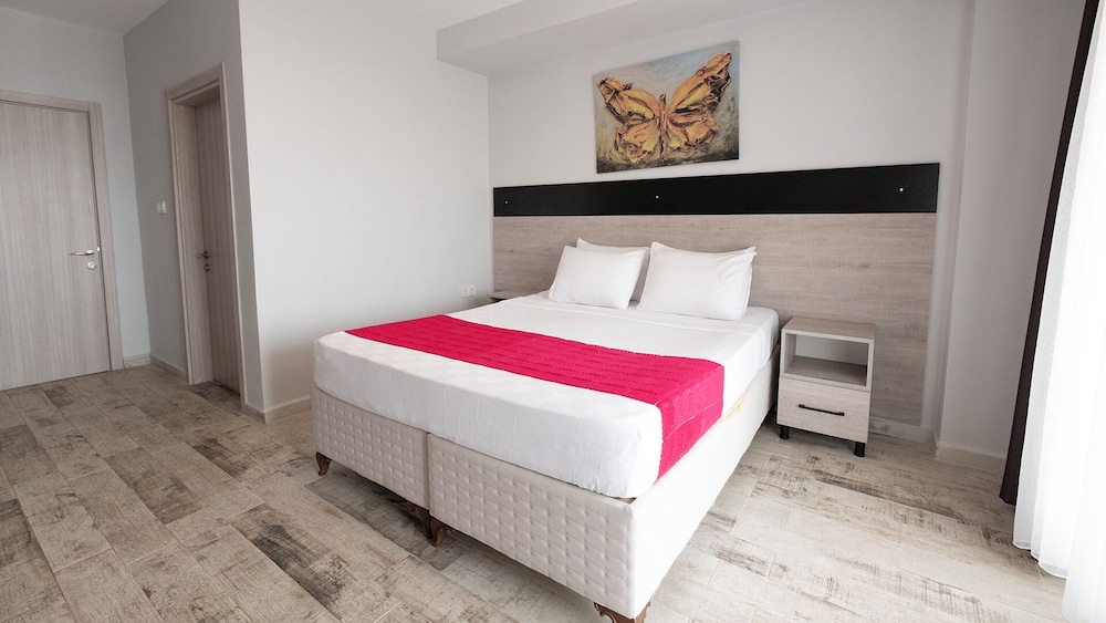 Yaliköy Deniz Otel 5