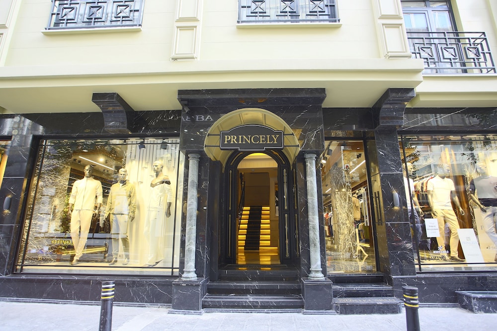 Princely Suites 2