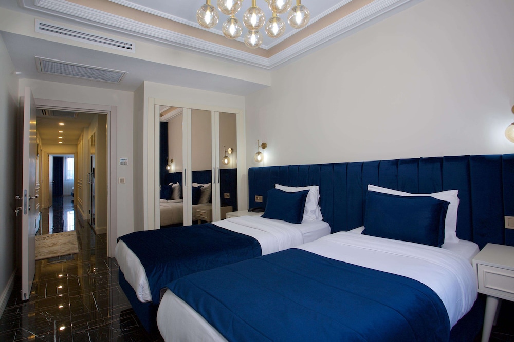 Princely Suites 10