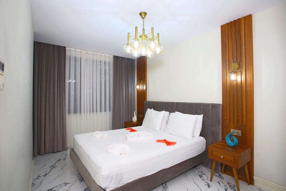 Princely Suites 15