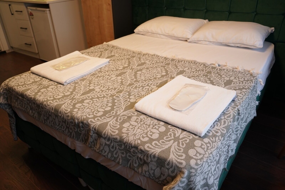 Middle Village Suite Hotel 15