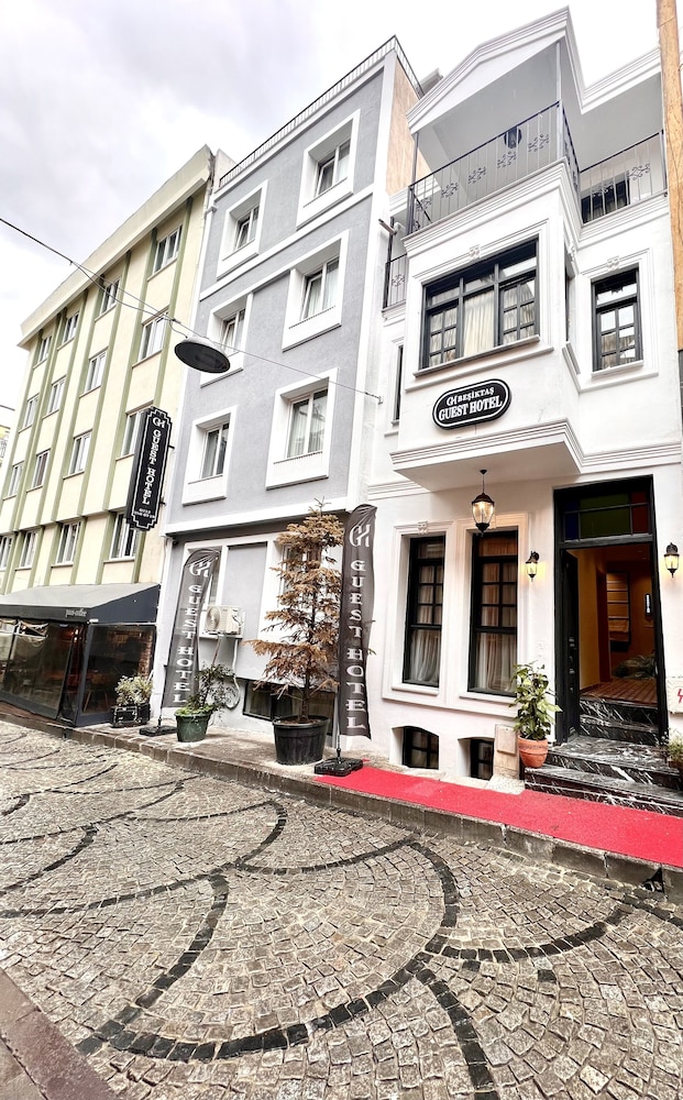 Guest Hotel 1