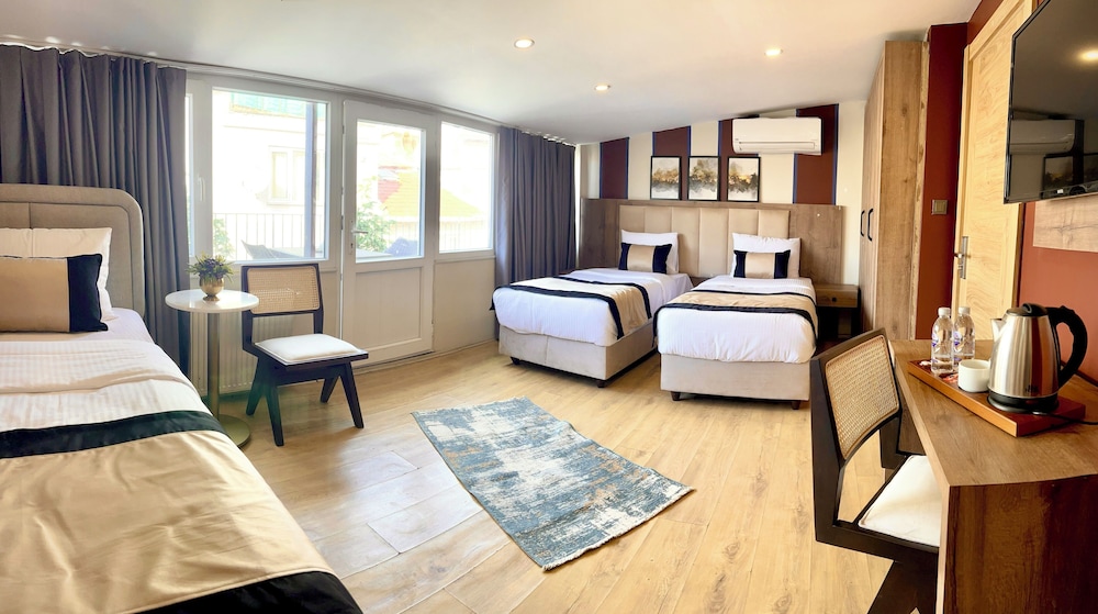Guest Hotel 17