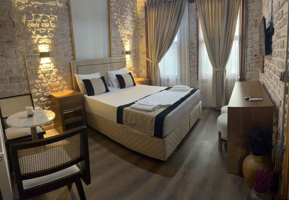 Guest Hotel 16