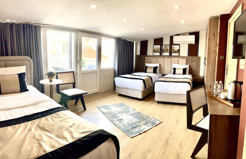 Guest Hotel 9