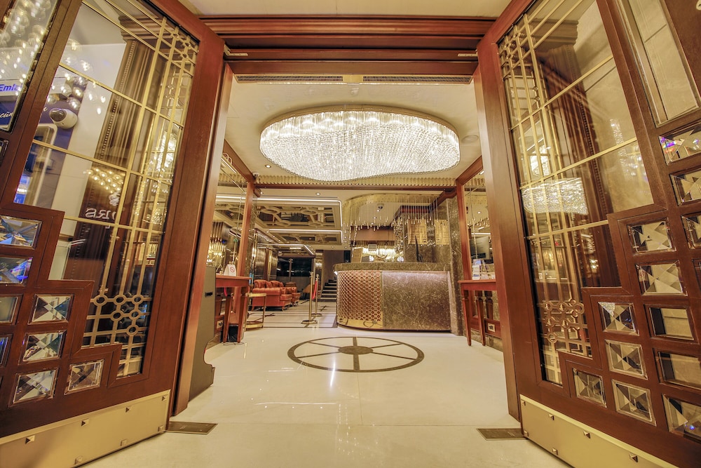 Manors Hotel 1