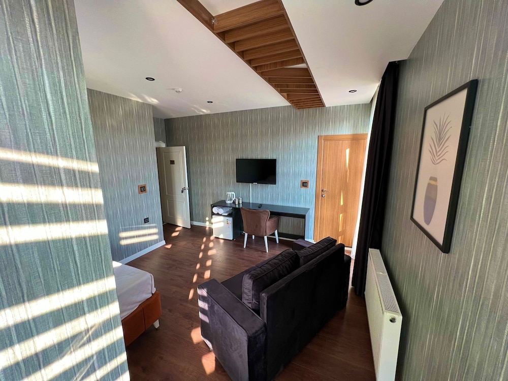 Beta Hotel 4