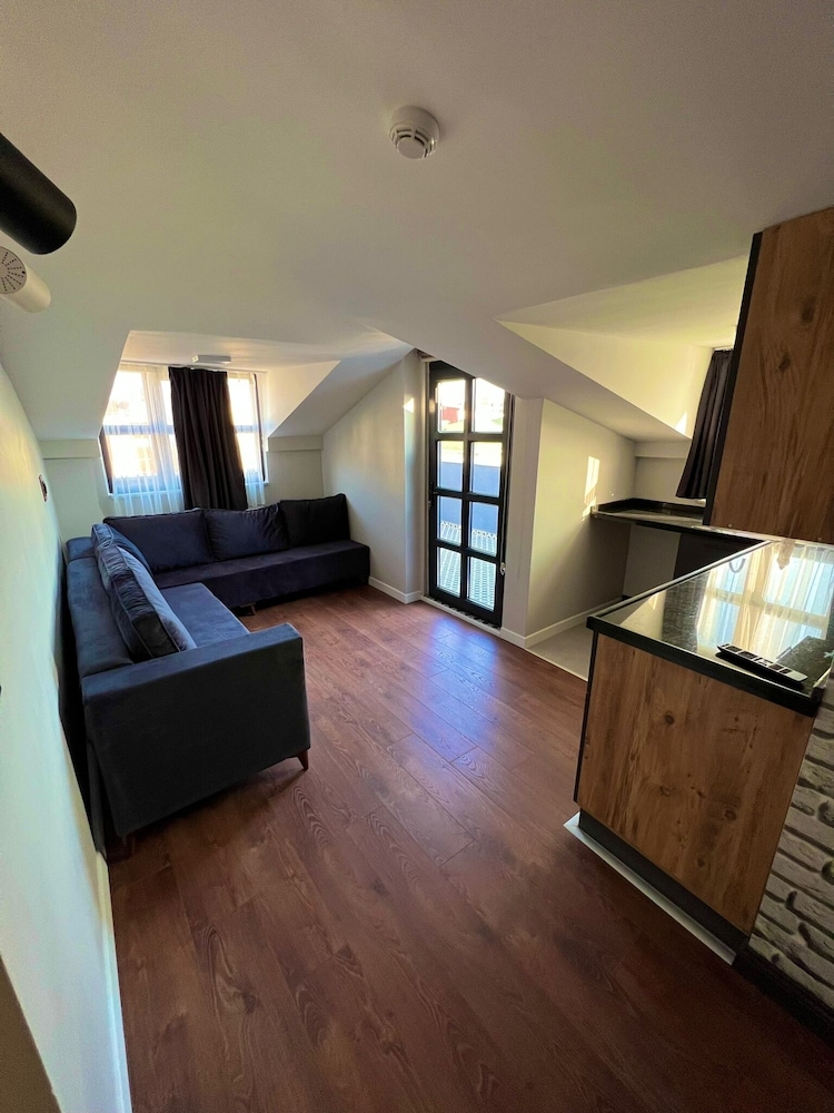Beta Hotel 20