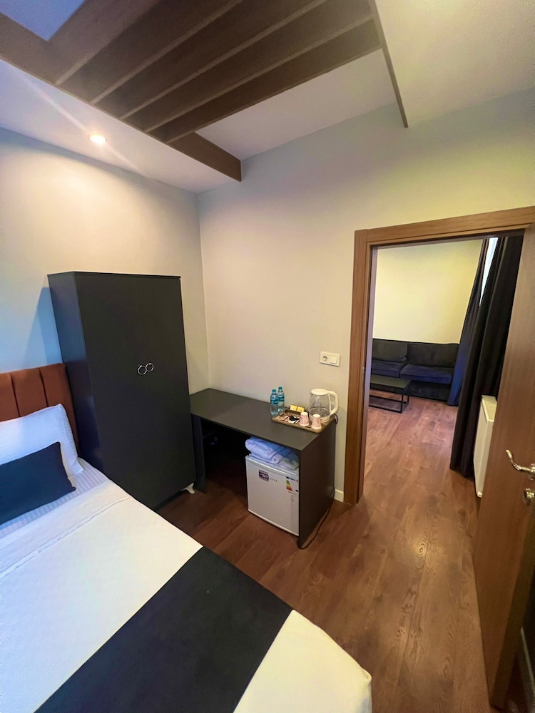 Beta Hotel 14