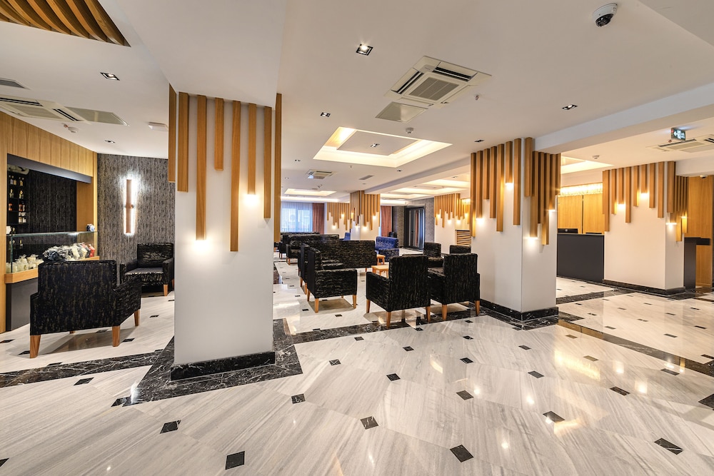 Demiray Hotel 8