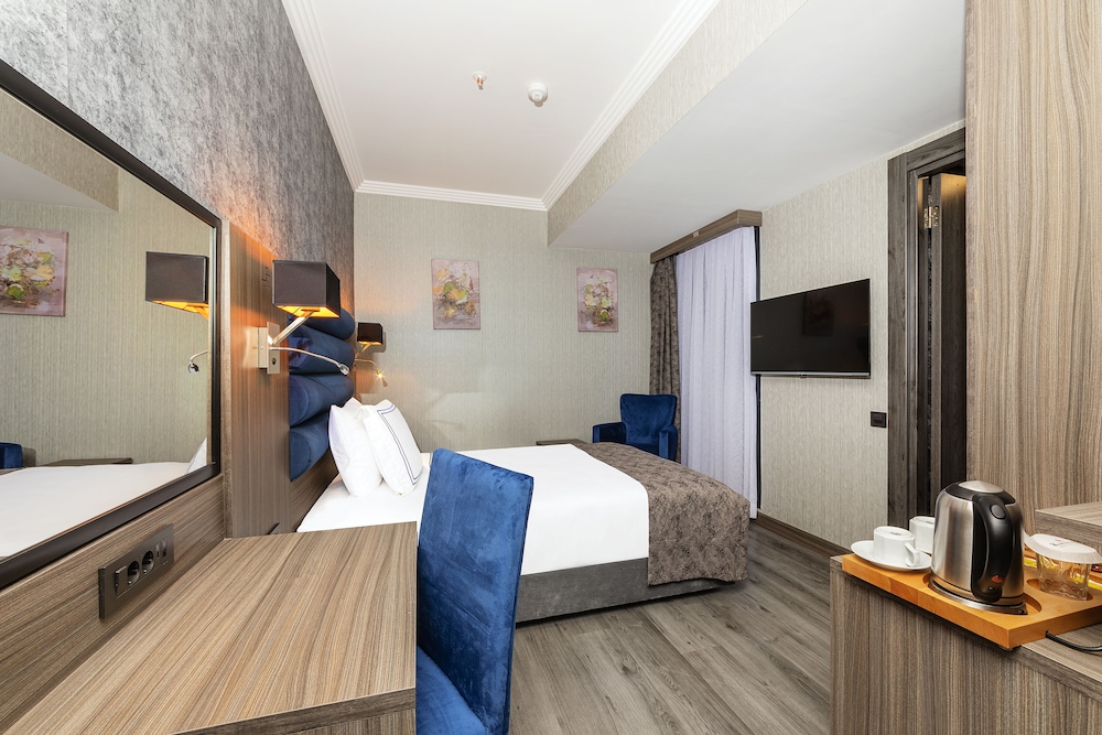 Demiray Hotel 23