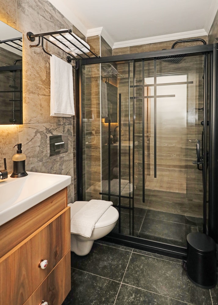 Galata Masterpiece Hotel 20