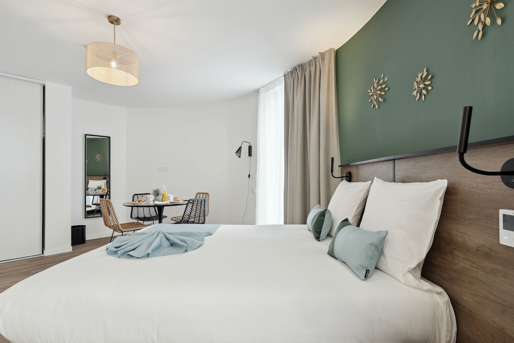 All Suites Appart Hotel Noisy Le Grand 8