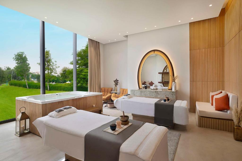 Katara Hills Doha, LXR Hotels & Resorts 13