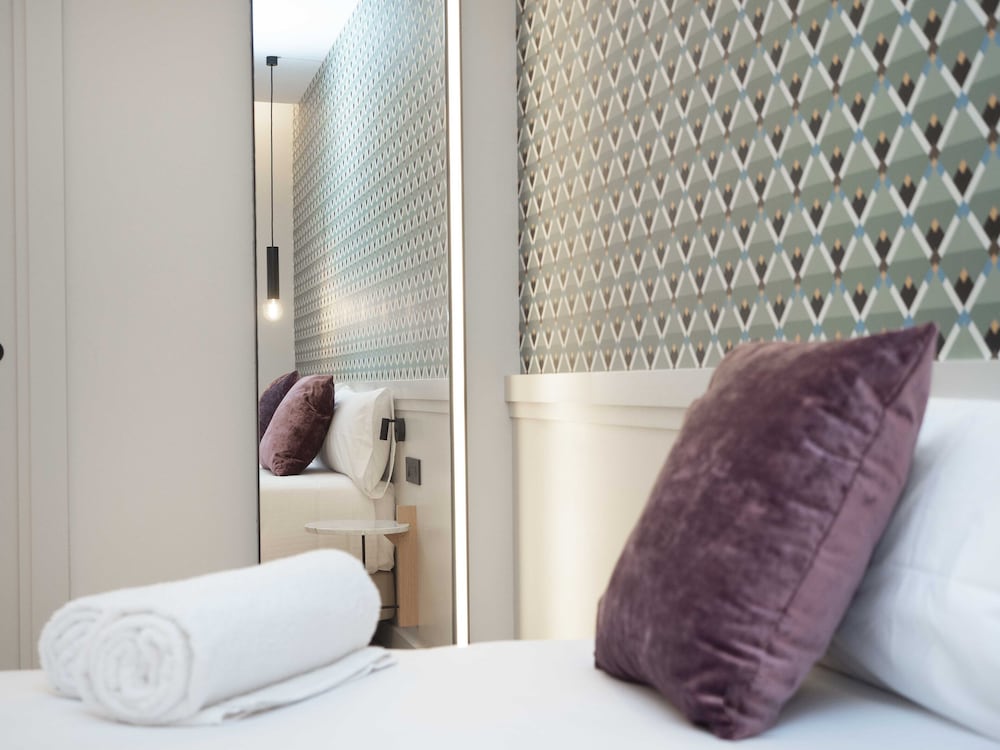 Arcelon Hotel 10