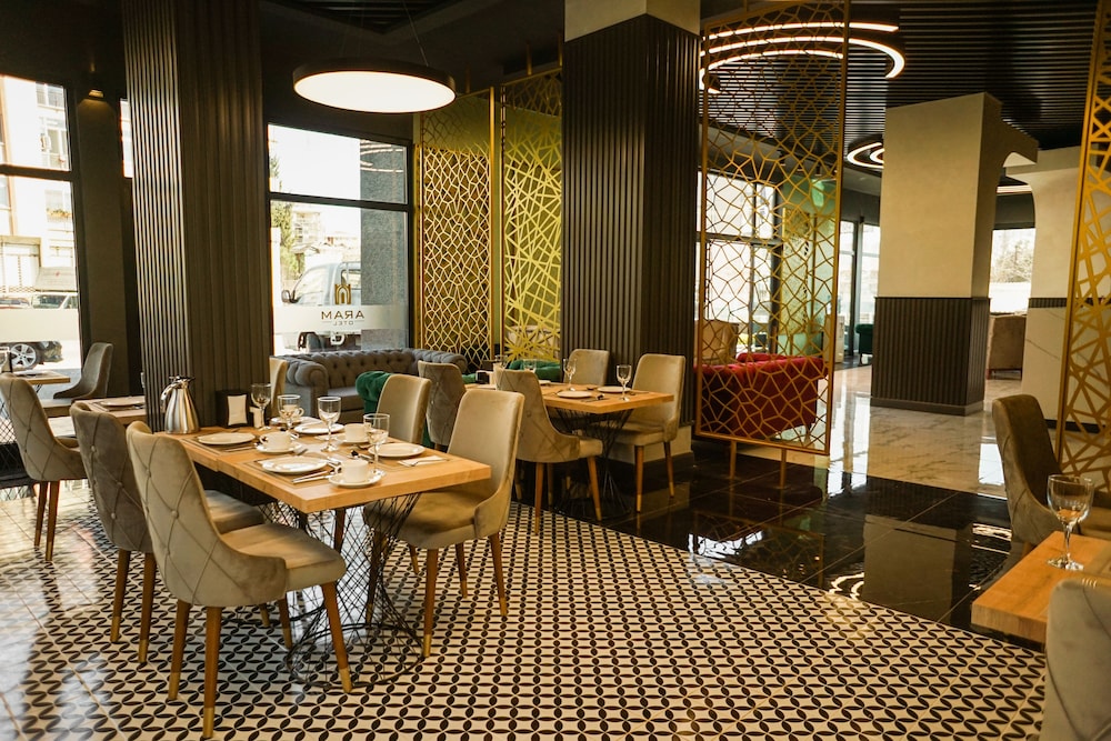 Aram Otel 21