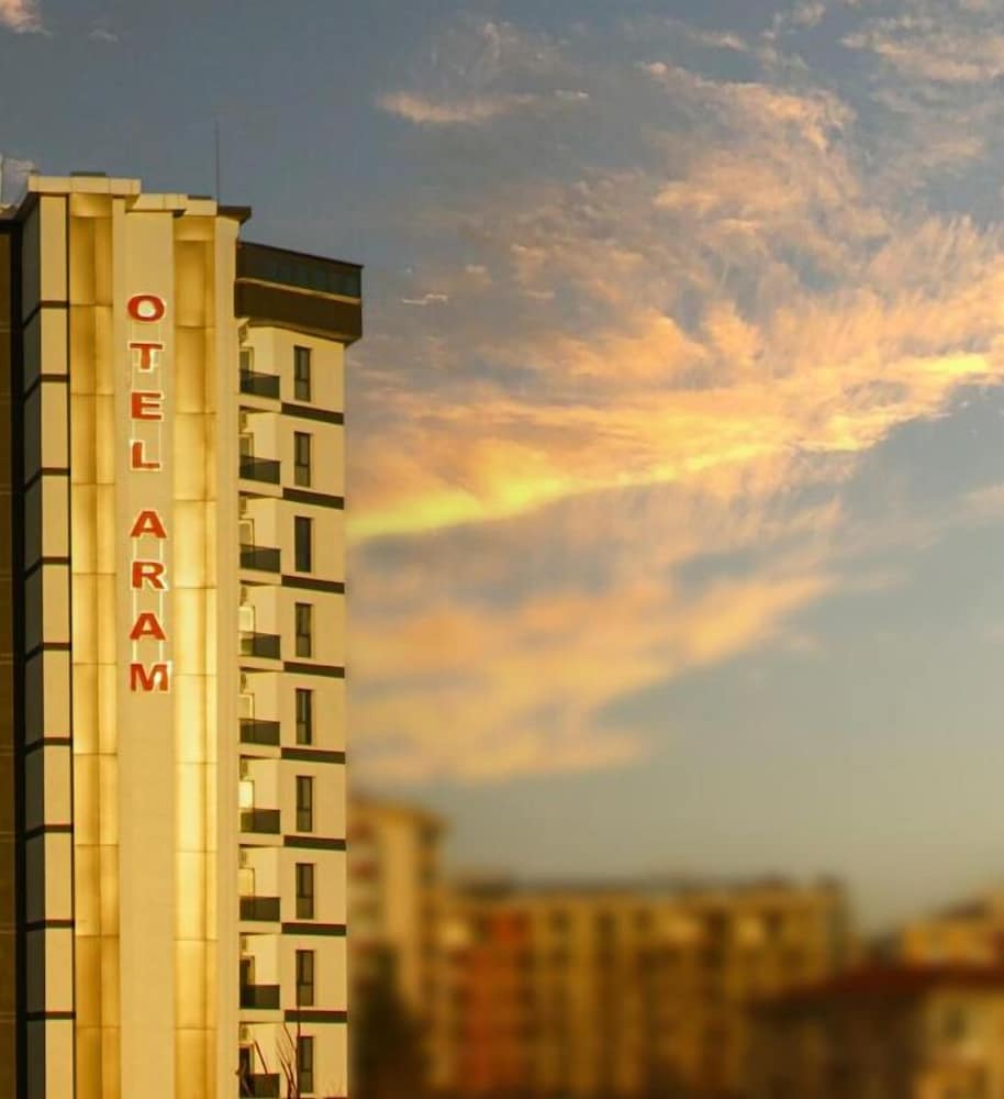 Aram Otel 23