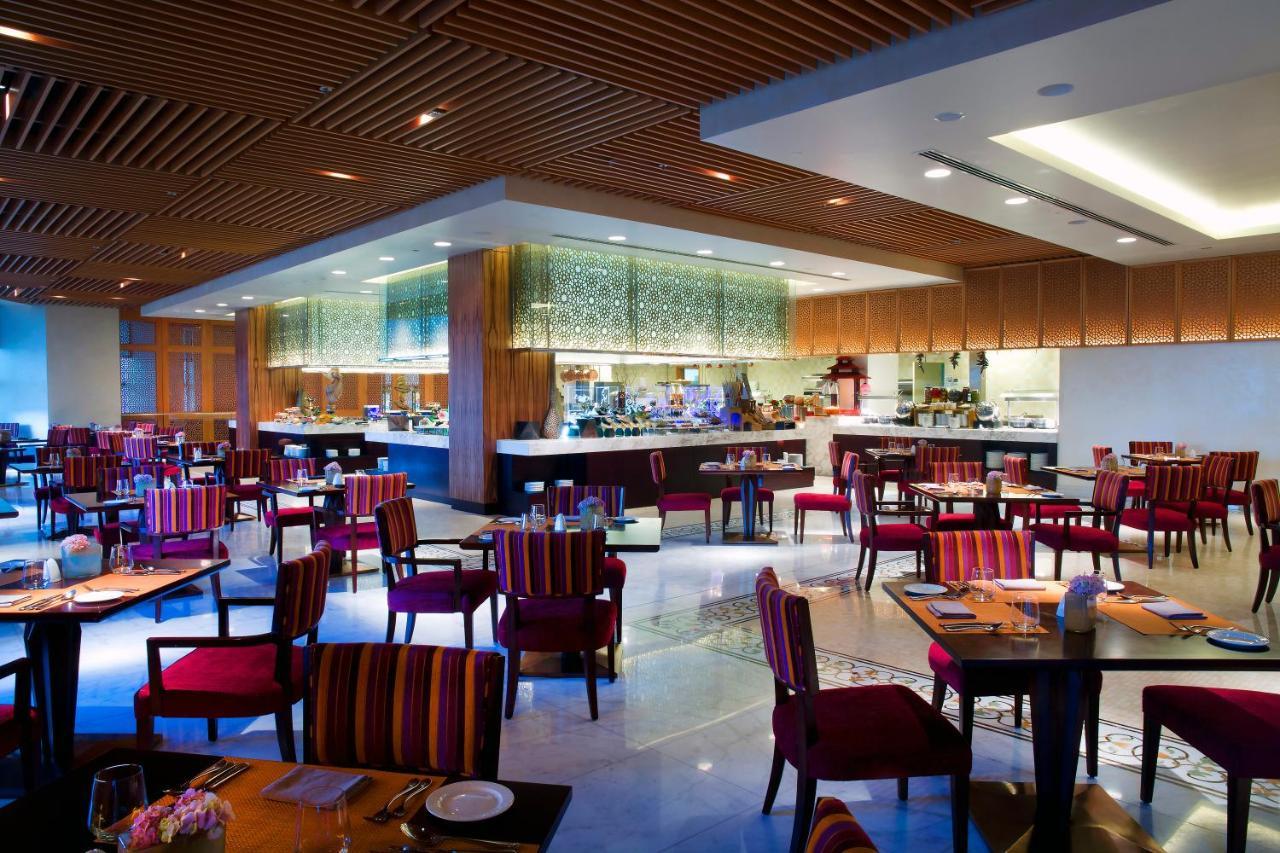 Bab Al Qasr Residence 6