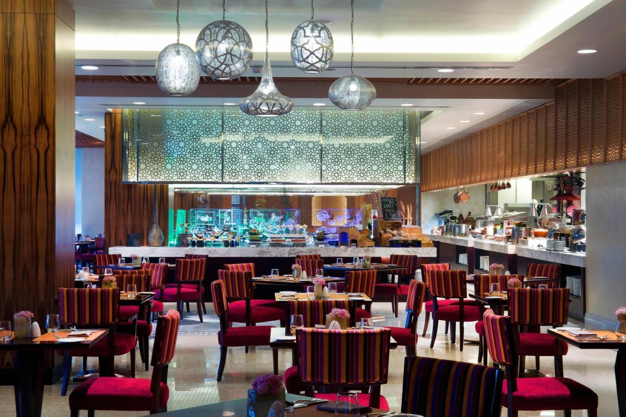 Bab Al Qasr Residence 7