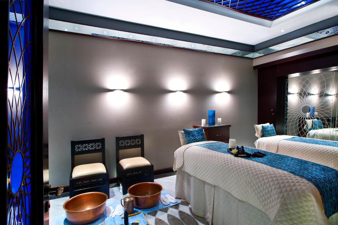 Bab Al Qasr Residence 18