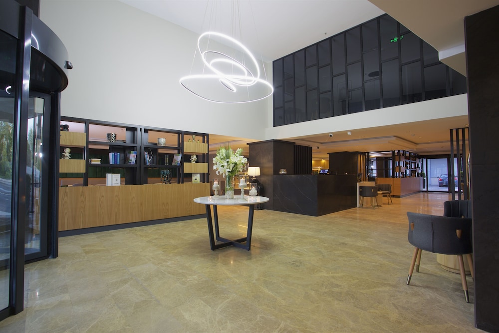 Days Inn by Wyndham Istanbul Arnavutkoy 7