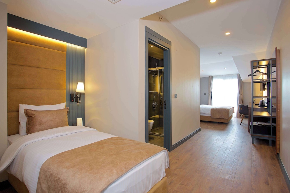 Days Inn by Wyndham Istanbul Arnavutkoy 18