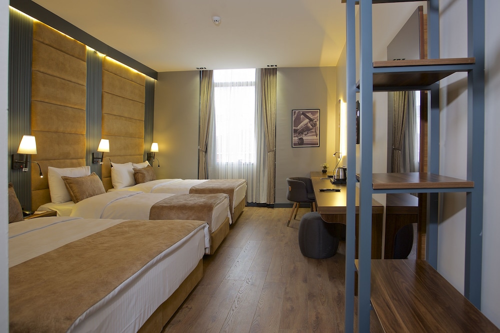 Days Inn by Wyndham Istanbul Arnavutkoy 10
