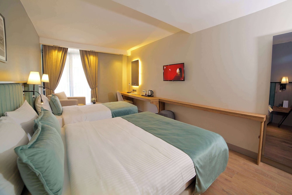Days Inn by Wyndham Istanbul Arnavutkoy 13