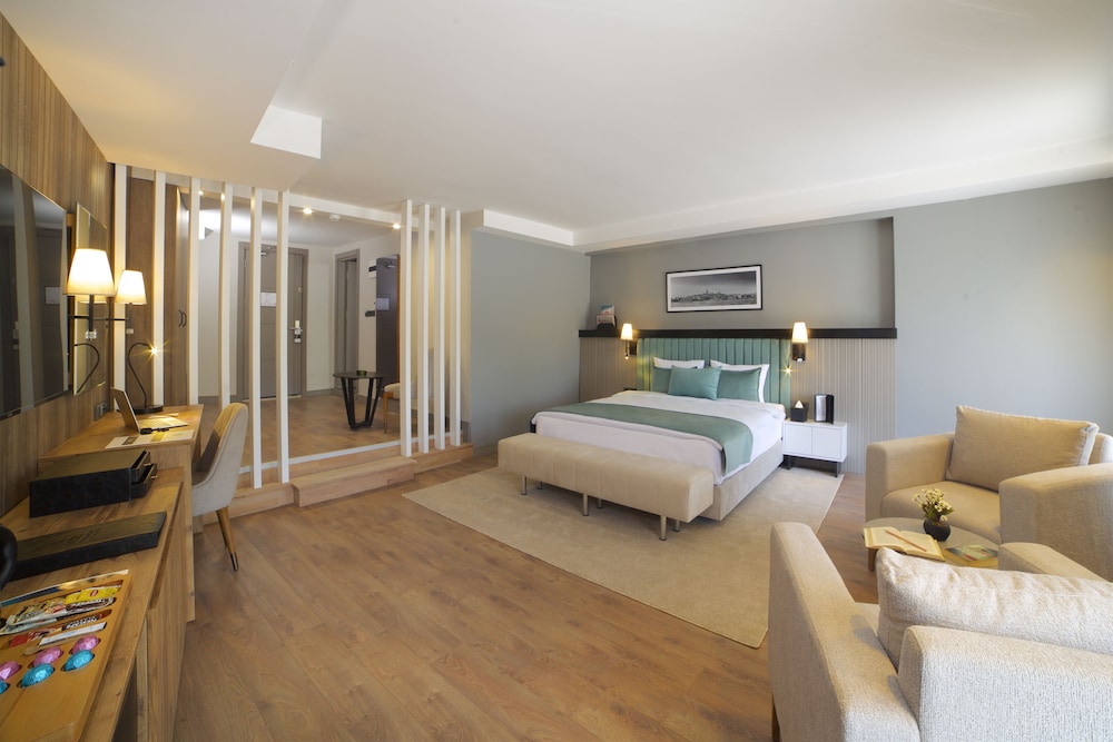 Days Inn by Wyndham Istanbul Arnavutkoy 8