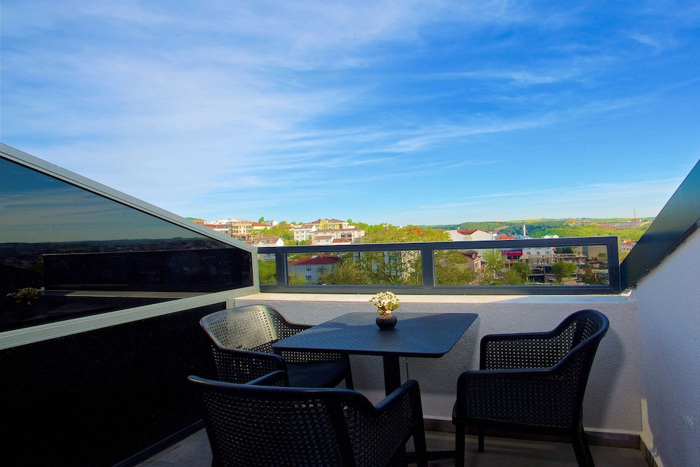 Days Inn by Wyndham Istanbul Arnavutkoy 21