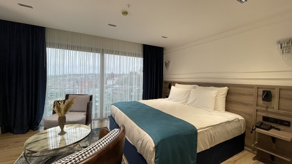 Mona Bosphorus Hotel 16