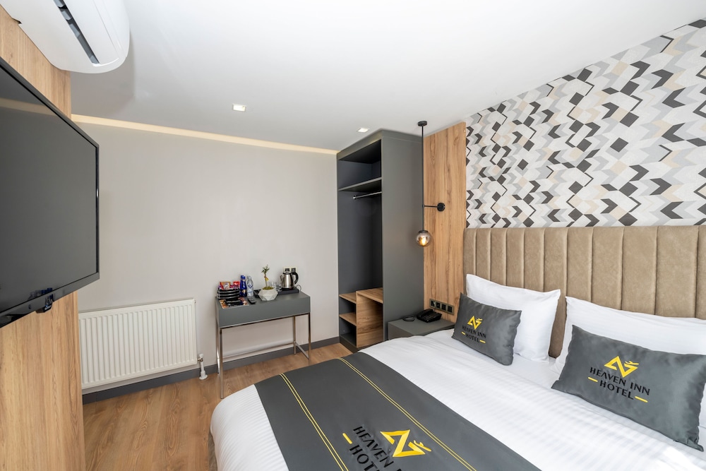 Heaven Inn Airport Hotel 7