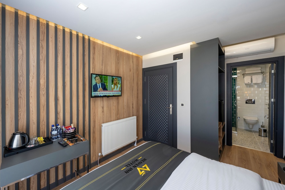 Heaven Inn Airport Hotel 14
