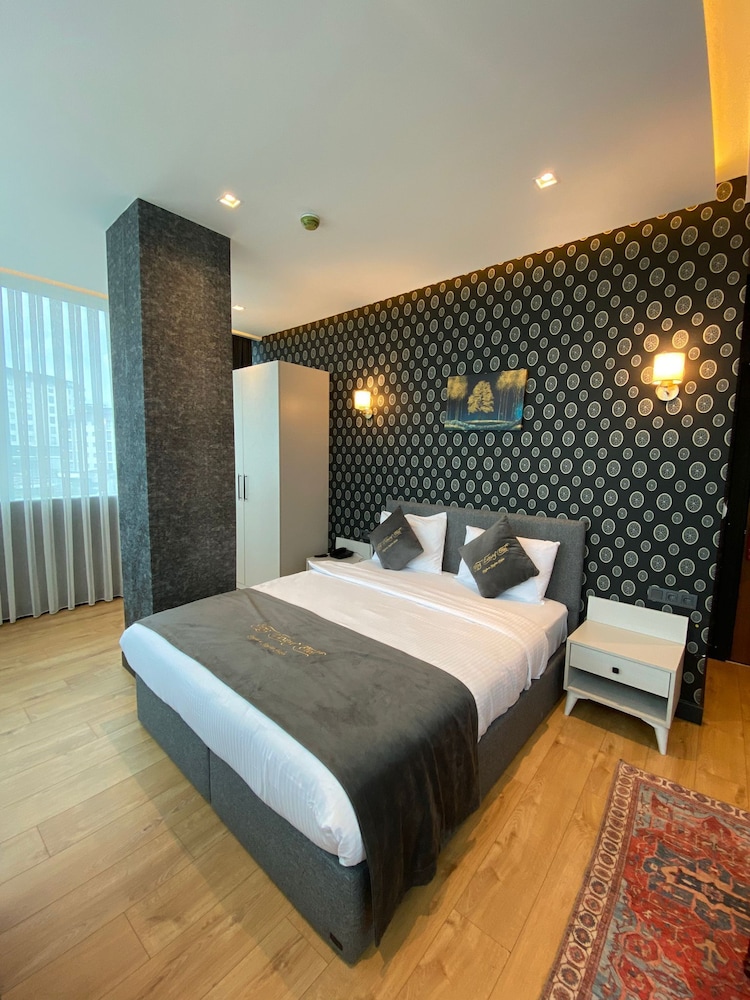 Hmz Luxury Hotel 23