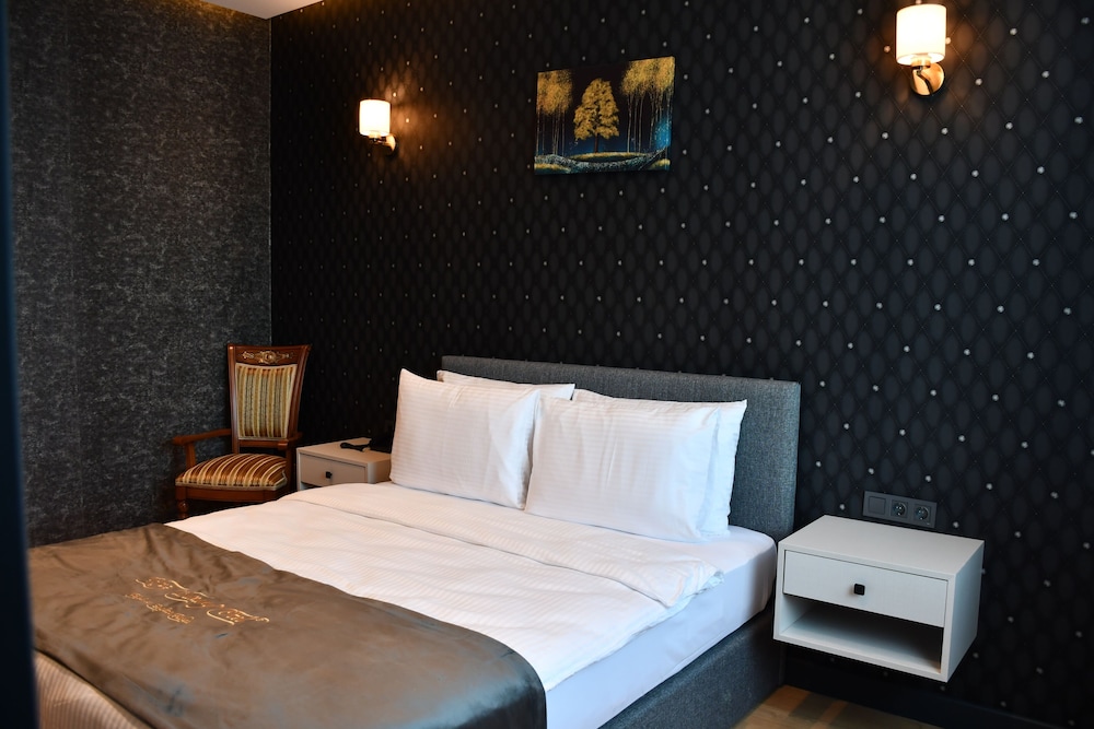 Hmz Luxury Hotel 9