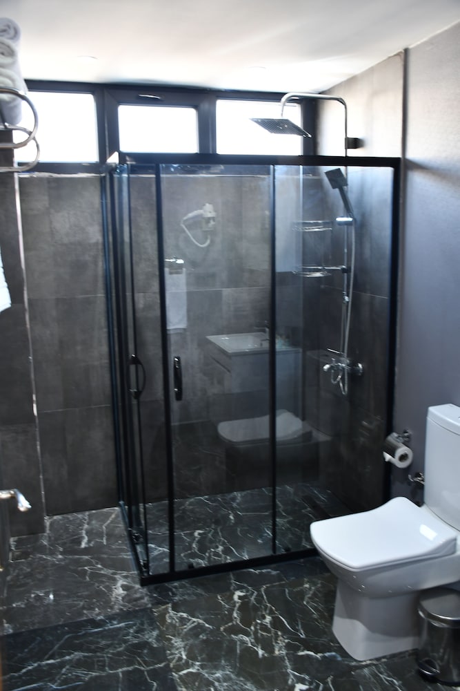 Hmz Luxury Hotel 20