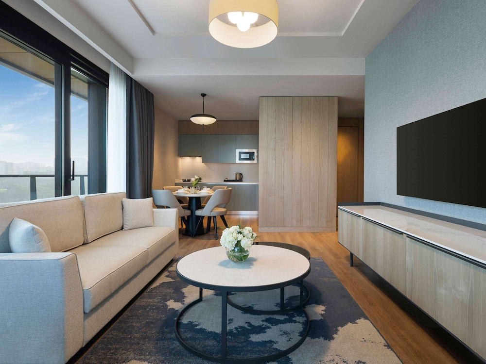 Mövenpick Living Istanbul Çamlivadi 15