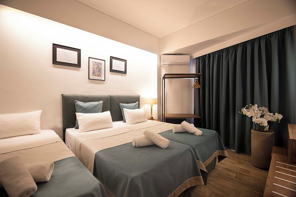 Falireon Hotel 11