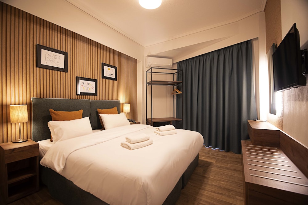 Falireon Hotel 10