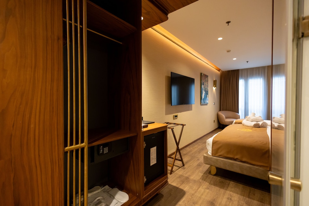 Kate Hotel Special Class 24
