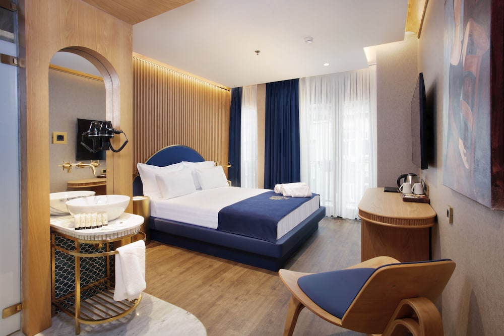 Kate Hotel Special Class 12