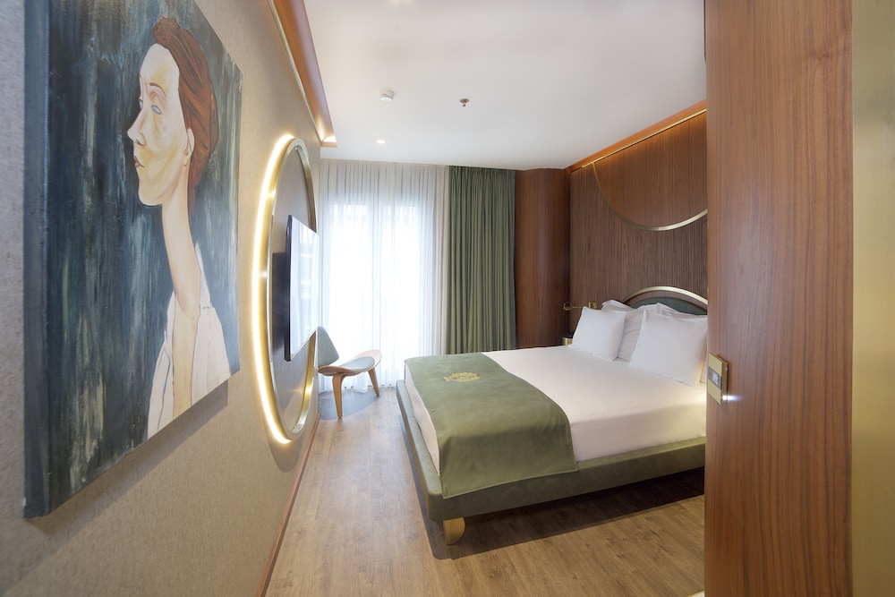 Kate Hotel Special Class 6