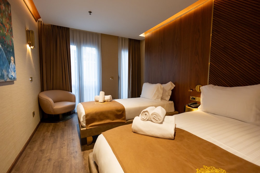 Kate Hotel Special Class 20