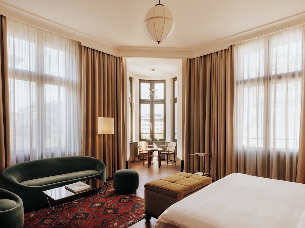 Boutique Hotel Château Royal 24