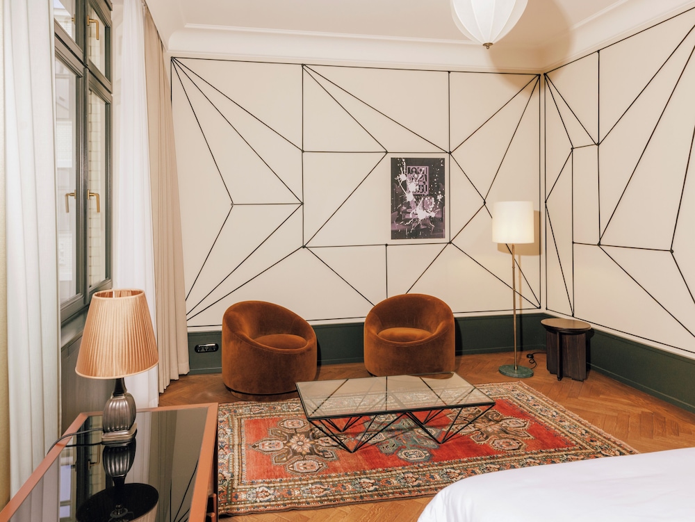 Boutique Hotel Château Royal 17